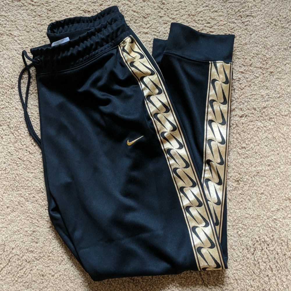 Nike Joggers